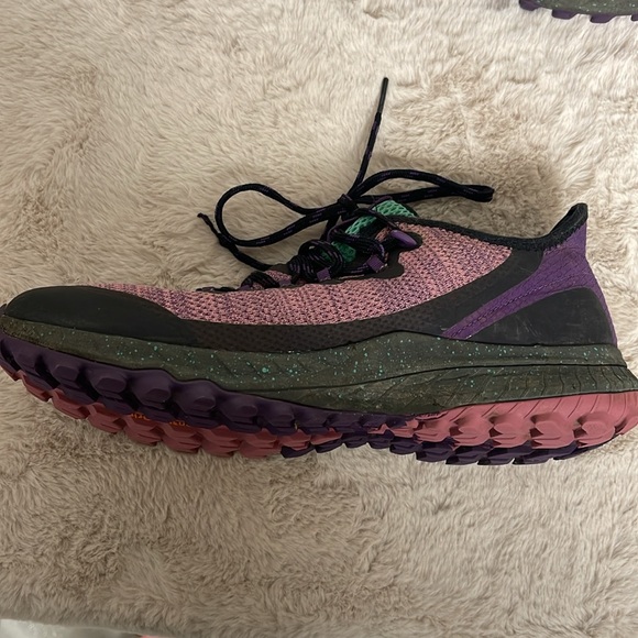 Merrell hiking shoes - Picture 4 of 16